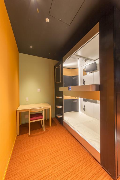 Shell Nell Namba By Wbf Hotel kapsul *