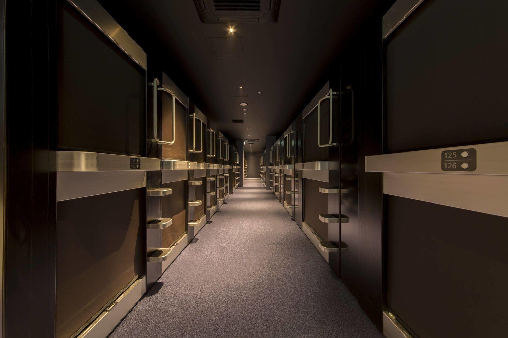 Hotel kapsul Shell Nell Namba By Wbf Osaka